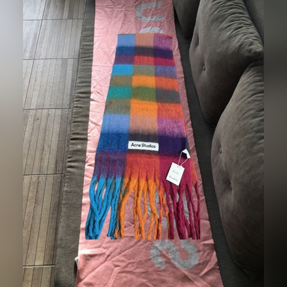 Acne studios scarf - Picture 1 of 2